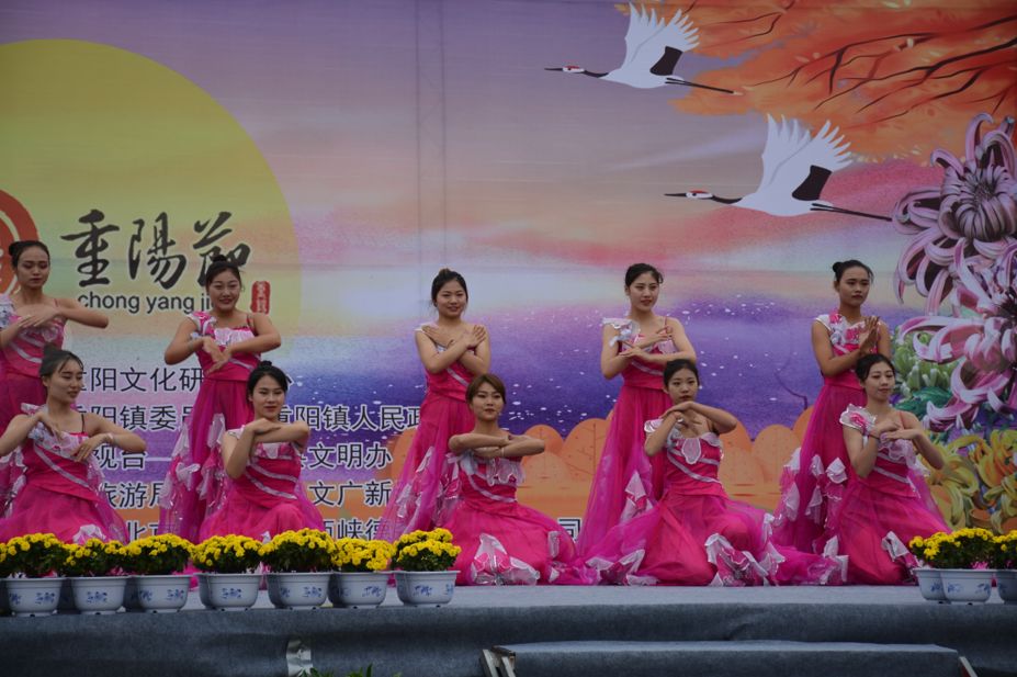 重阳节敬老爱老祝福视频,重阳节孝老敬亲广播稿