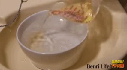 擦锅底老污垢用什么擦得最干净,擦锅底的老污垢用什么擦得最干净