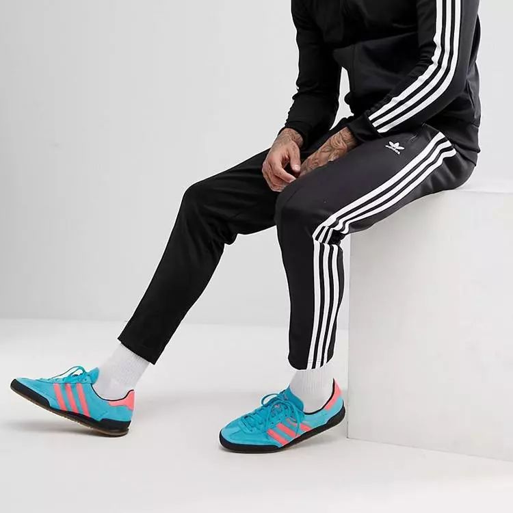 aj11简版和aj23,aj11脚感与aj12