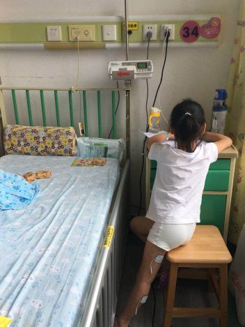 儿童跳舞下腰瘫痪训练,多少岁的孩子跳舞下腰容易瘫痪