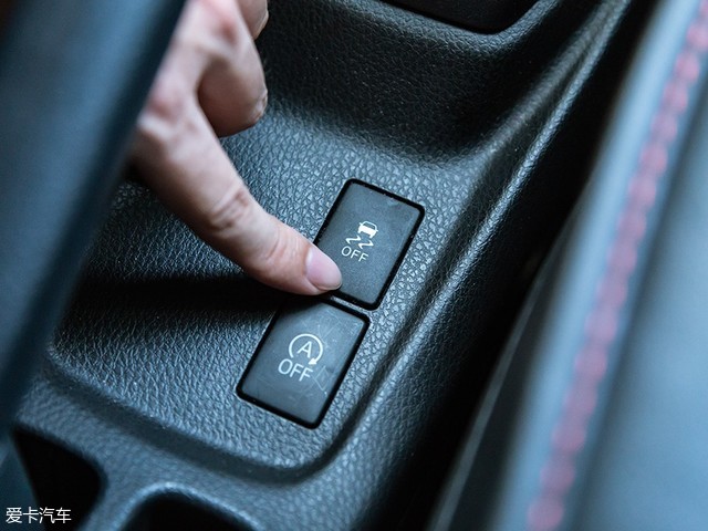 yarisl致炫驾驶体验,丰田yarisl