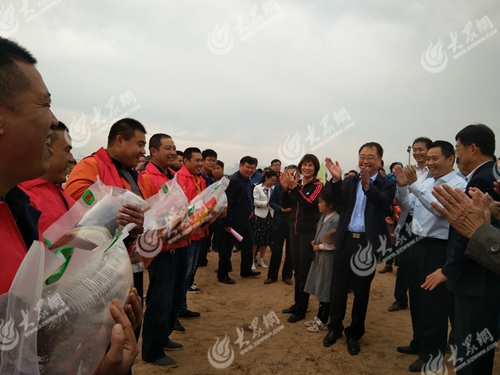 第十三届沂河放鱼公益活动,沂河放鱼展