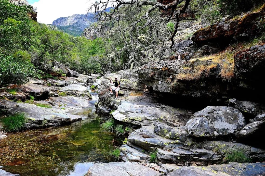 西班牙最美小镇排名,西班牙最美十个小镇