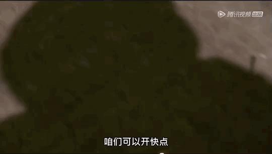 为什么朴树这么火,为什么朴树弹吉他左手不动