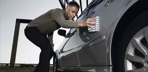 用什么方法使车漆光亮如新,学会这几招让你的爱车更省油