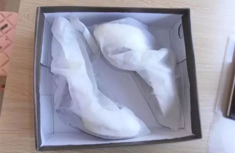 新鞋里的纸团叫什么,鞋里面的纸团有什么用