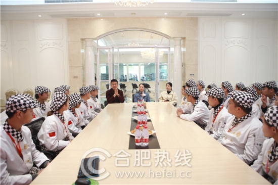 安徽新东方西点专业学子走进采蝶轩集团参观学习