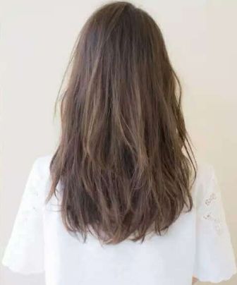 留学生有一种无法言说的「痛」叫做：“我在国外剪了个头发”