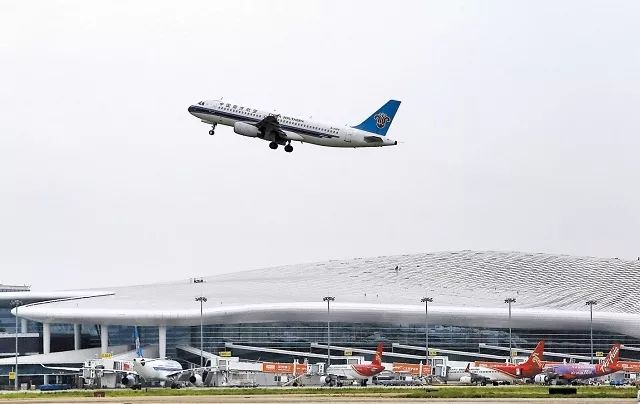 深圳迪拜飞机航线,深圳直飞迪拜航班有哪些