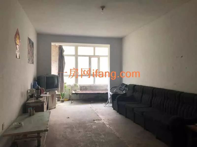 石河子三室二厅50万精装修急卖,石河子二手房大户型推荐