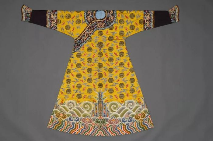 娉㈠＋椤胯开缇庡崥鐗╅,缇庡浗娉㈠＋椤胯开缇庡崥鐗╅