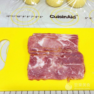 芝士培根面包图片,培根香葱芝士面包视频