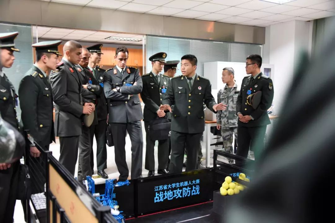 现场直击陆军,直击陆军某旅新年开训