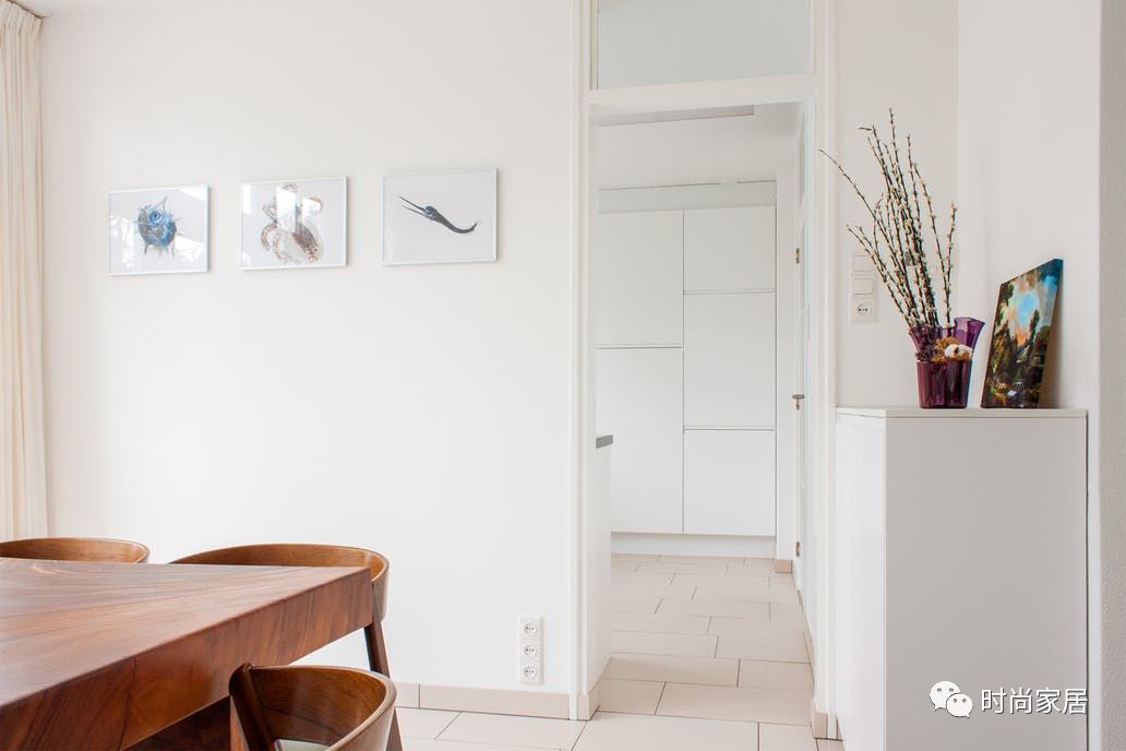 建筑师小哥和家居女编辑的小户型对决，你站谁家？