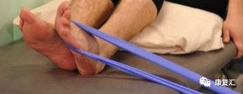 脚踝扭伤很痛怎么医,脚踝内侧筋痛扭伤详细康复训练