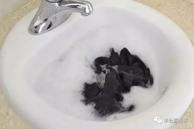 羊毛衣用洗衣粉泡一夜,羊毛衣可以用洗衣粉吗