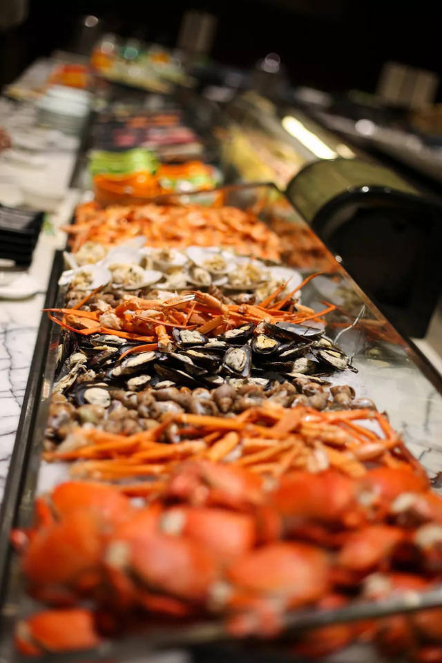 郑州好吃的海鲜自助餐厅推荐,让你一次吃个够的海鲜自助餐厅