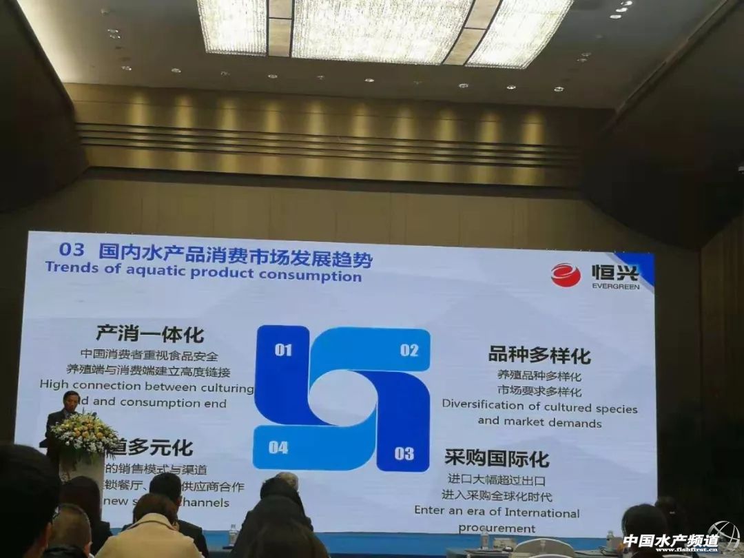 海鲜市场人山人海现直播,水产市场人山人海