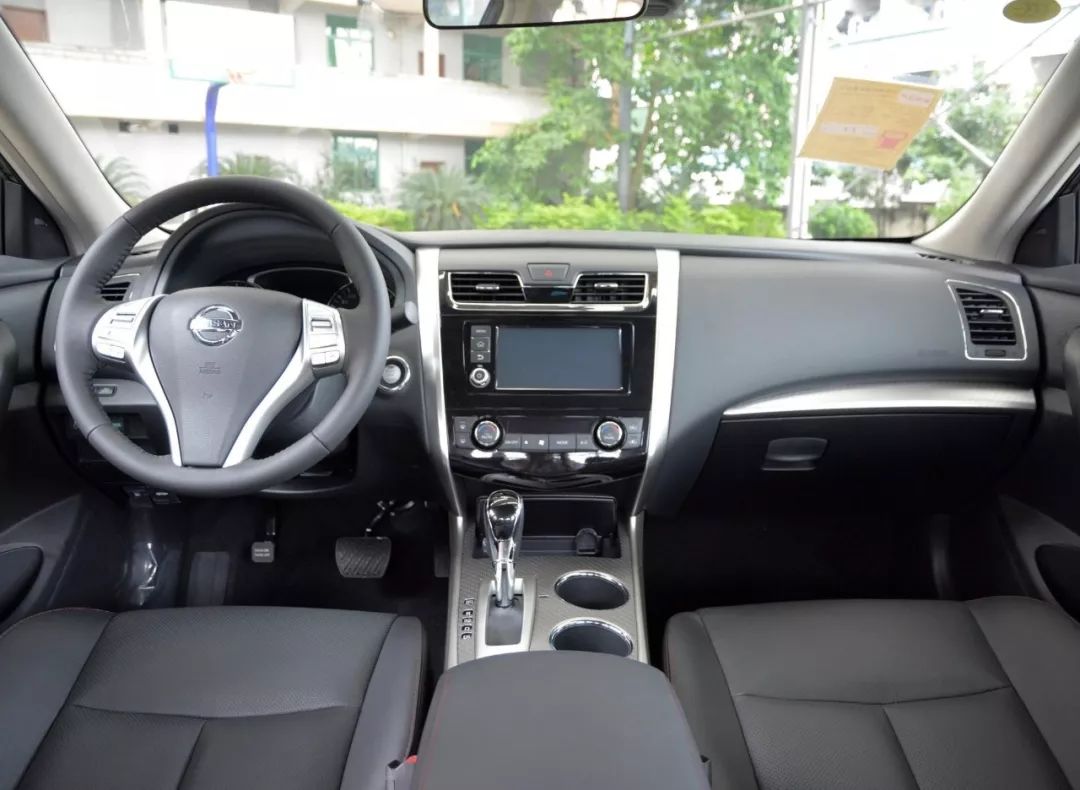 全新天籁悬挂塌陷,新款天籁风格大变还会持续热销吗