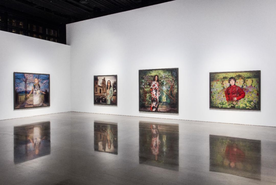 她是全球最贵女性摄影艺术家，中国首次大展惊艳上海，绝不容错过！