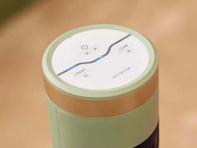 房间太冷空调开28度会不会暖一些,房间太冷放一盆冷水就不冷了