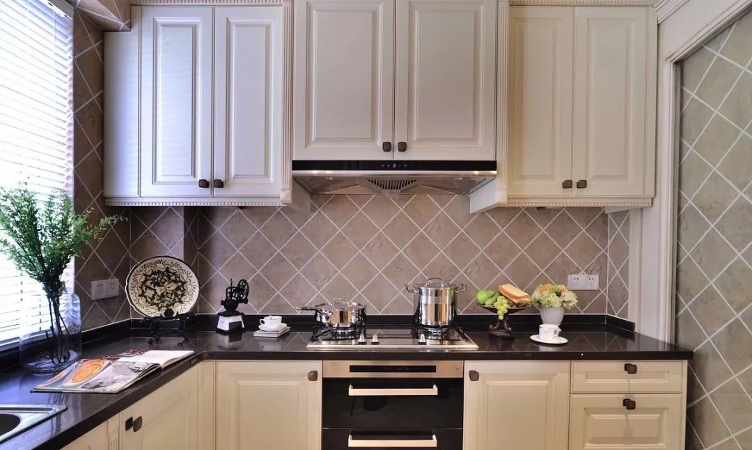 如何去除厨柜内异味,去除橱柜异味最有效的方法