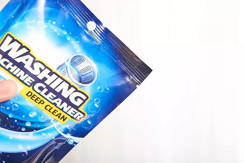 把洗衣机的残渣污垢排出来,洗衣机的洗涤盒的水垢