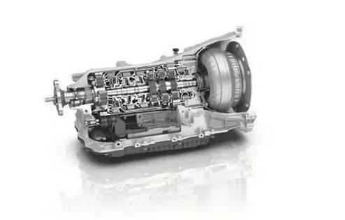 更换变速箱油对变速箱有损害吗,保养时放了一点变速箱油影响吗