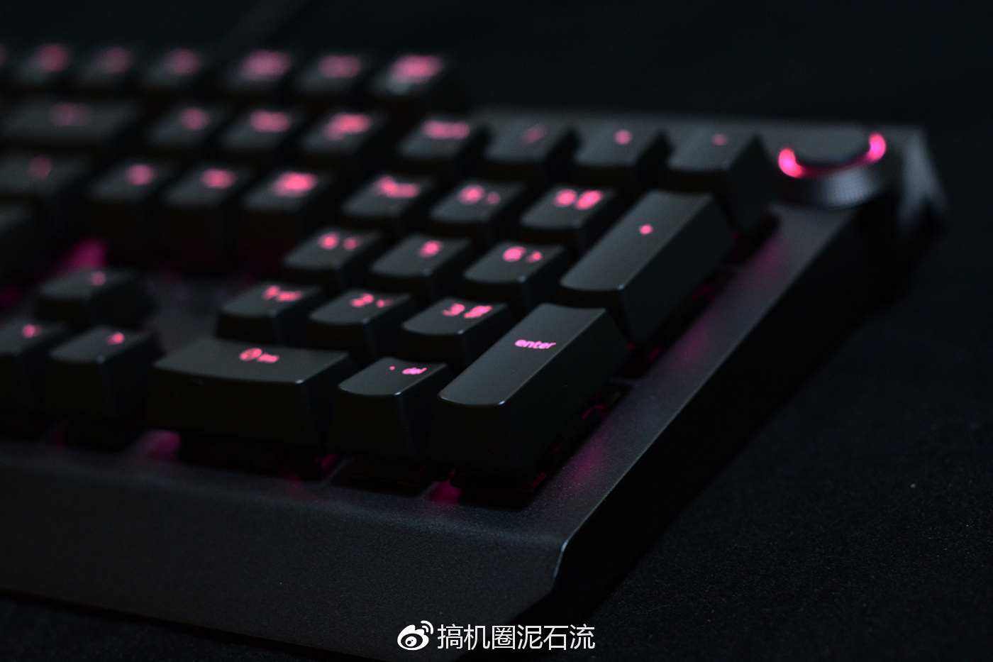 黑寡妇蜘蛛精英版和v3区别,黑寡妇蜘蛛精英版测评