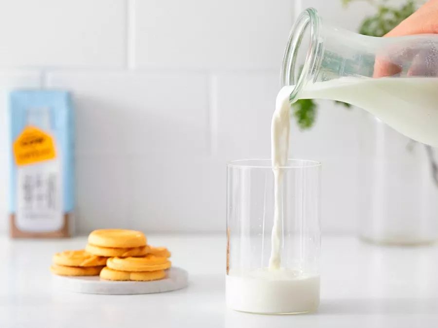 为了孩子能喝上新鲜的奶,让孩子喝上放心的牛奶就那么难吗