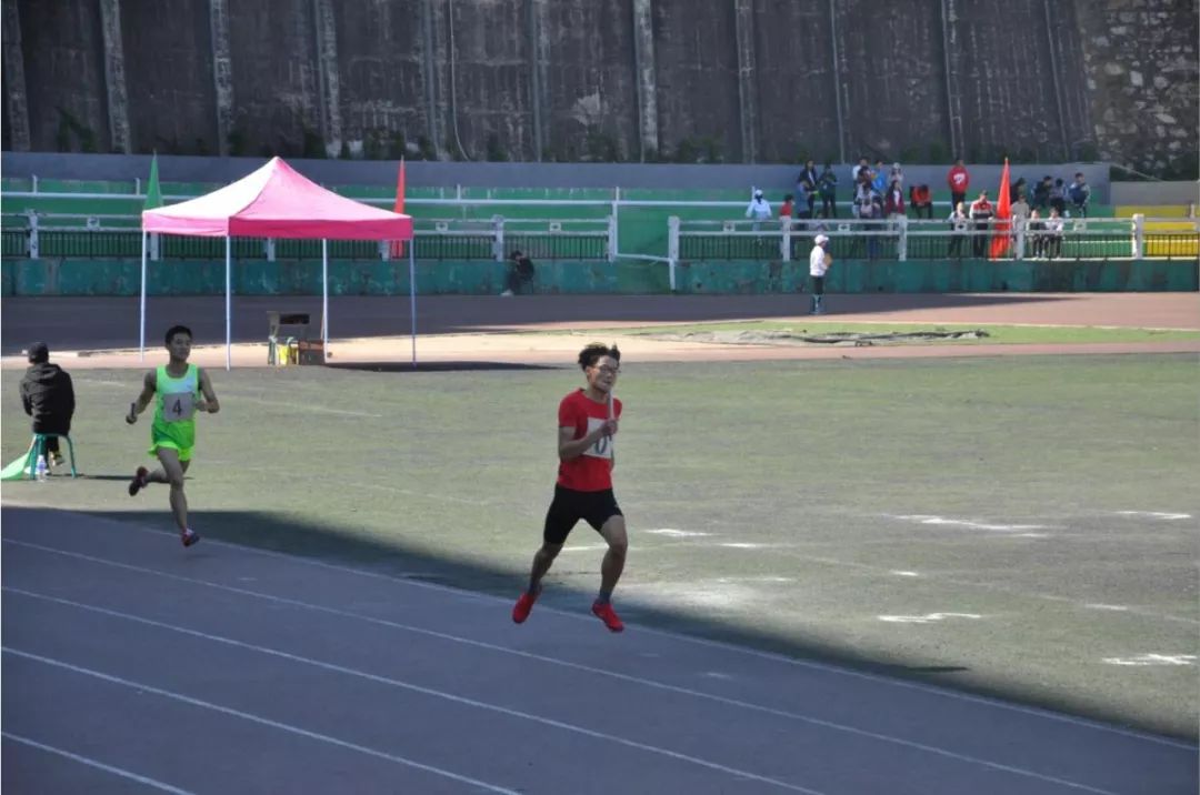 暖冬律动｜青春无畏，逐梦扬威，最拼的攀大ers