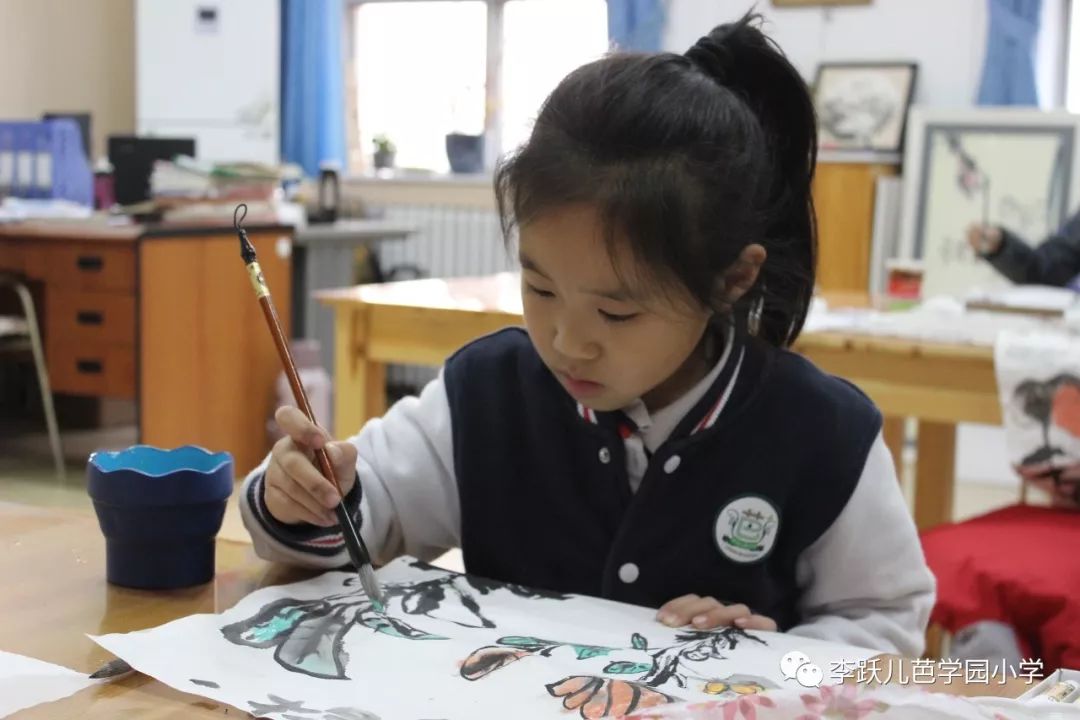 李跃儿芭学园招生简章,李跃儿芭学园小学收费