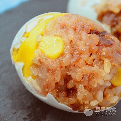 糯米蛋的做法,糯米蛋的做法网红