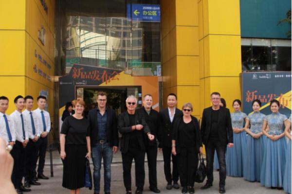 品胜家居工厂店正在直播,品胜德国牛蛙综合体验馆