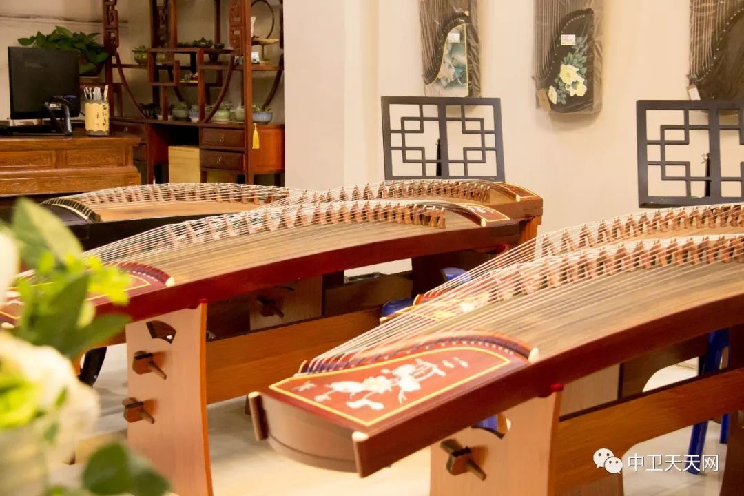 「众创」喜欢泉水和金玉的声音,为了中卫更多的筝友,我也是拼了······