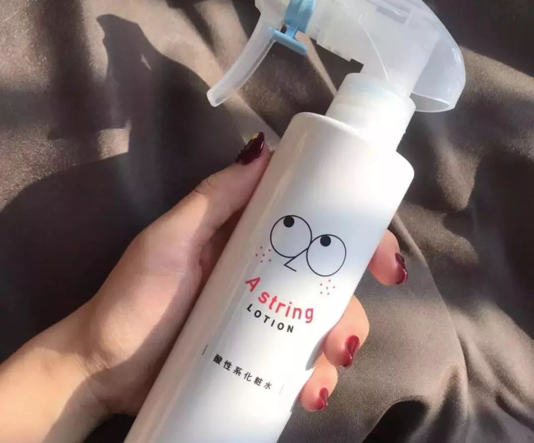 红肿,流脓的万年毒痘一喷全消失?岛国新晋痘肌终结者!彻底祛痘不反复!