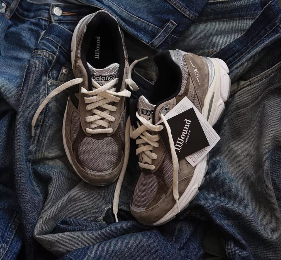 当看到我最爱的两个“N”出了一双防水鞋时,我实在忍不住了