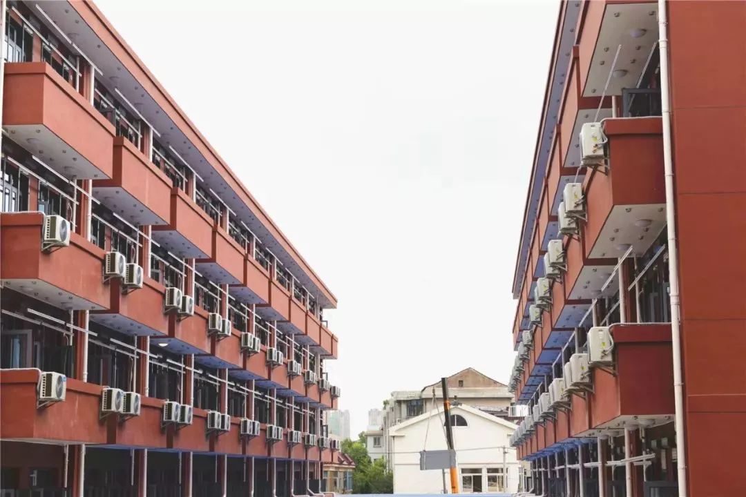 芳晖九十载，三中再出发！