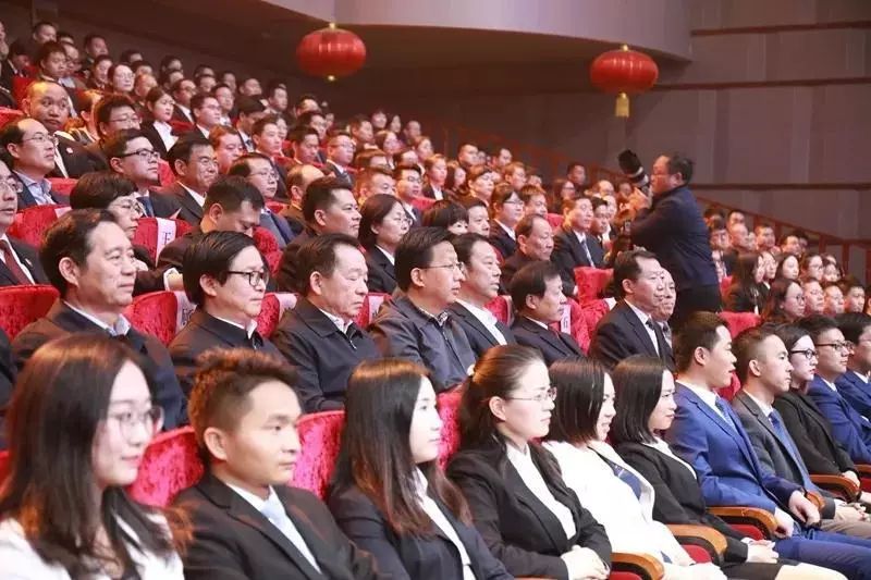 郑州检察院十佳公诉人,点赞我院干警获十佳公诉人