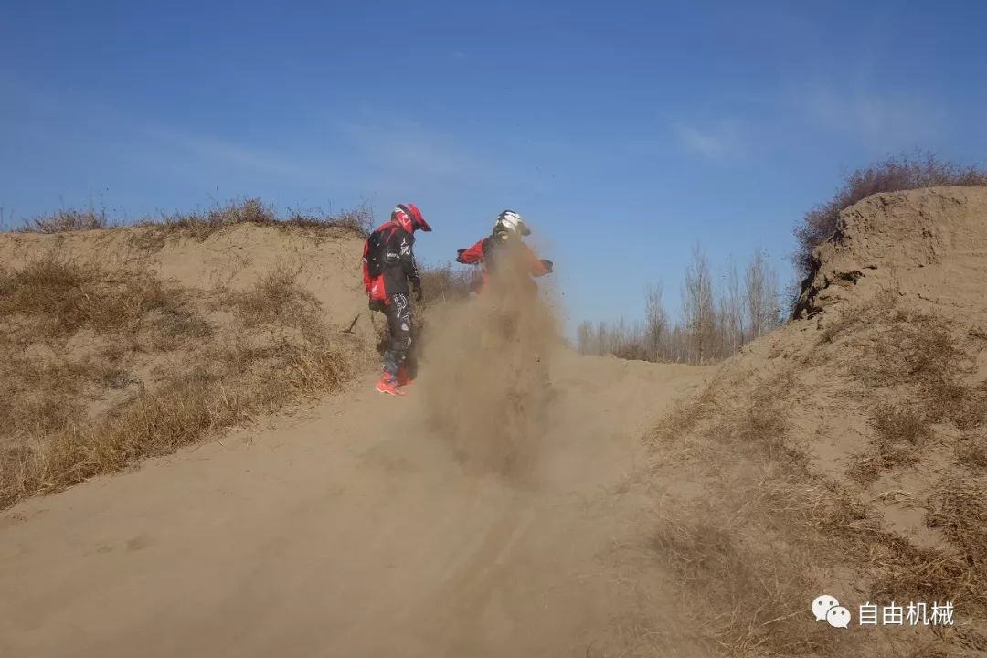 宝马gs最便宜多少钱,最便宜宝马g310gs摩托车