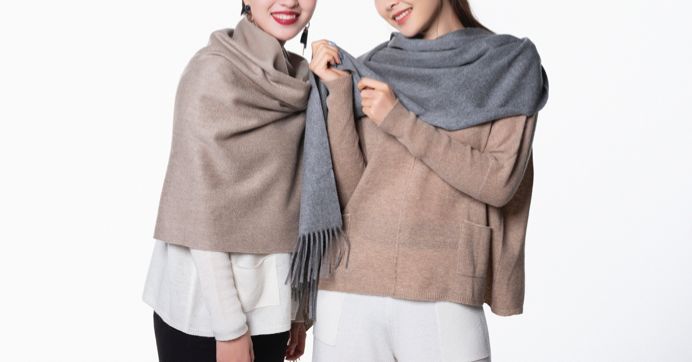 来自海拔1500米的阿尔巴斯白山羊绒围巾—羊绒界的“爱马仕”