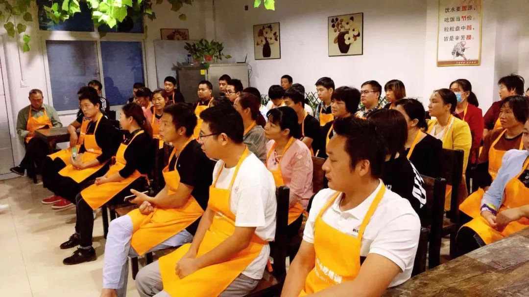 酸辣粉属于哪一个品类,酸辣粉市场竞争激烈同质化