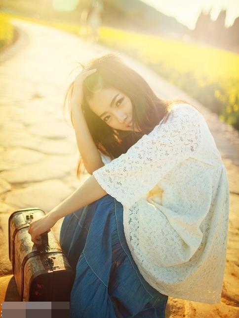 拍照油菜花技术技巧,手机拍摄油菜花人像摄影方法