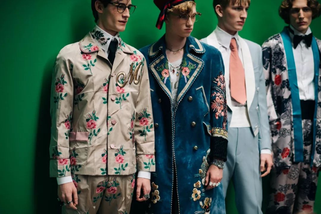 除了登上《Playboy》，“默然者”Ezra还是男女通杀的Fashionicon