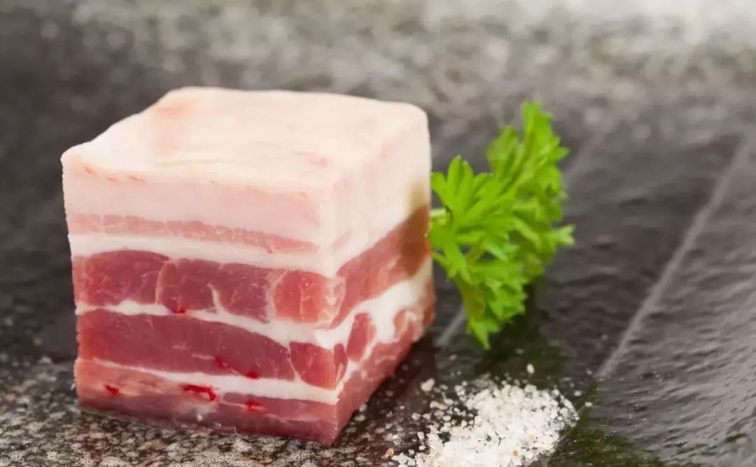 关节有时咔嚓响一声是怎么回事,骨头咔咔响是得了关节病吗