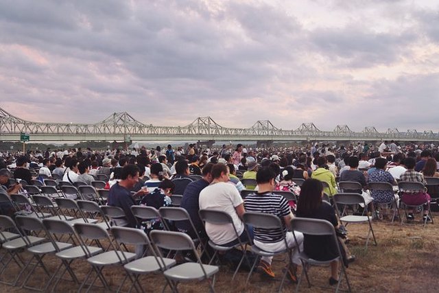 长冈花火大会的花火是哪里的,稻田花火大会