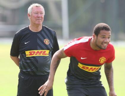 曼联贝贝,贝贝转会曼联