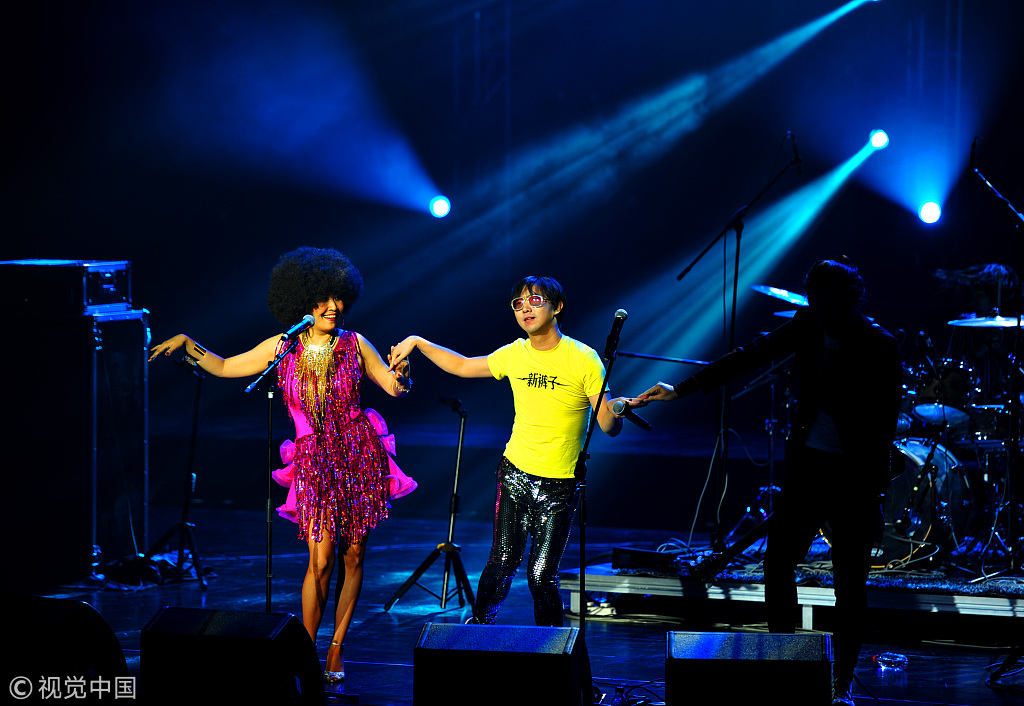 张蔷年代歌曲,张蔷30年前红过邓丽君