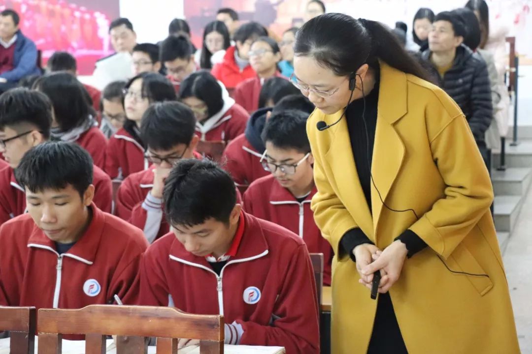 立足教研打造高效课堂,创新教研方式打造高效课堂