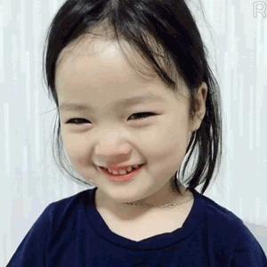 妈妈写给二胎女儿的一封信,二胎妈妈写给18岁大女儿的一封信